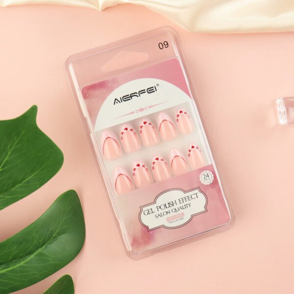 24 pcs Short Almond Nail Art Nails