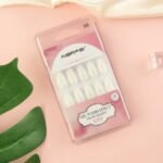 24 pcs Short Almond Nail Art Nails